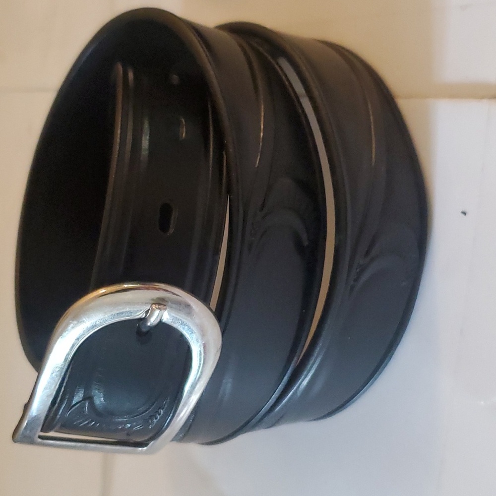 New Vintage 100% real leather made in Italy mens black belt in different sizes